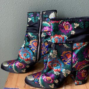 Steve Madden Embroidered Booties